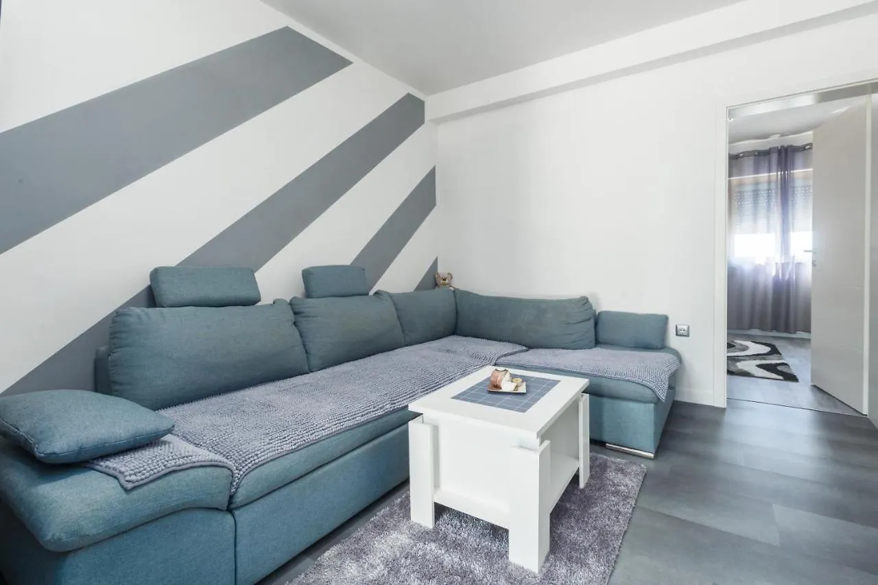 Apartment 50 Shades Of Grey بوريتش