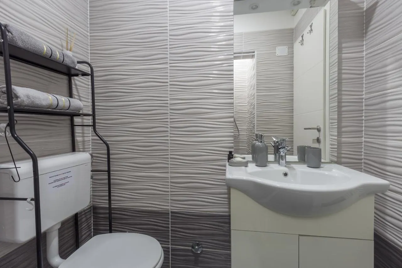 Apartment 50 Shades Of Grey بوريتش 0*,