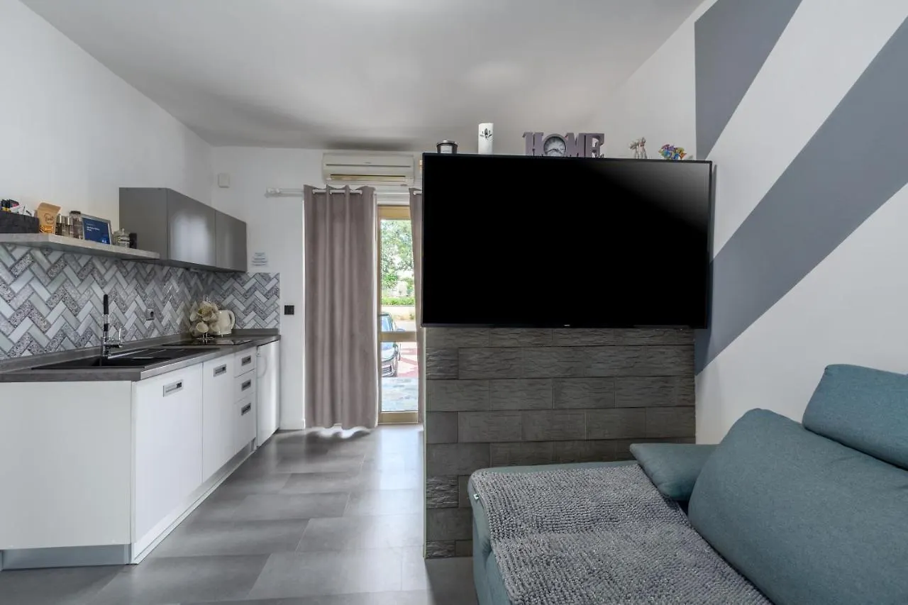 Apartment 50 Shades Of Grey بوريتش